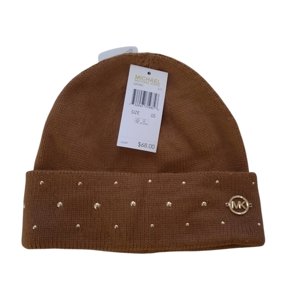 Michael Kors Cuffed Braided Cable Hat - Picture 5 of 5